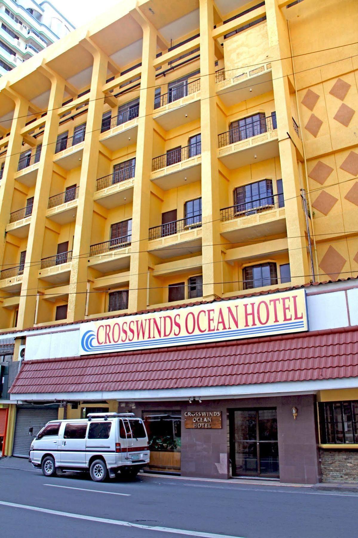 Crosswinds Ocean Hotel Paranaque City Eksteriør billede